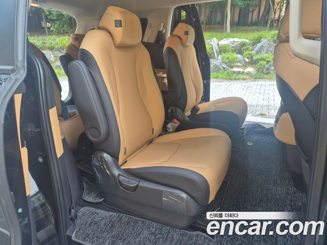 Kia Carnival (IV) Diesel 9-Seater Prestige 2023 — фото 17