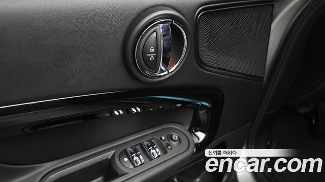 MINI Cooper Countryman Classic 2nd 2024 — фото 30