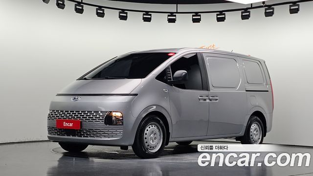 Hyundai Staria Cargo 3-Seater Smart 2023 — фото 1