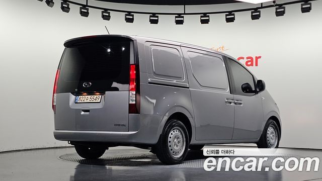 Hyundai Staria Cargo 3-Seater Smart 2023 — фото 2