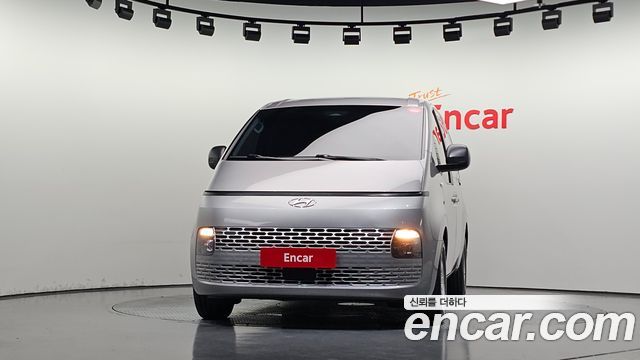 Hyundai Staria Cargo 3-Seater Smart 2023 — фото 3