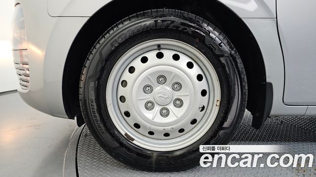 Hyundai Staria Cargo 3-Seater Smart 2023 — фото 5