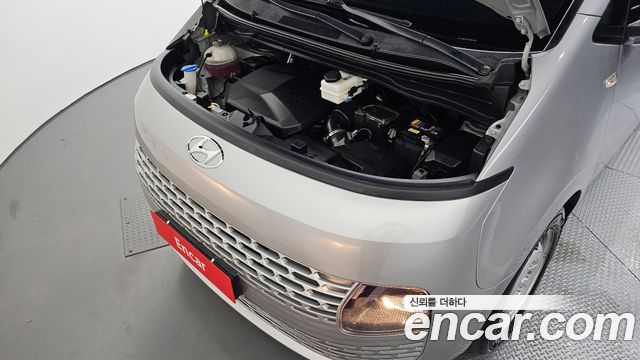 Hyundai Staria Cargo 3-Seater Smart 2023 — фото 6