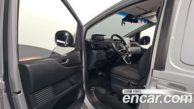 Hyundai Staria Cargo 3-Seater Smart 2023 — фото 10