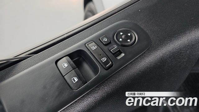 Hyundai Staria Cargo 3-Seater Smart 2023 — фото 13