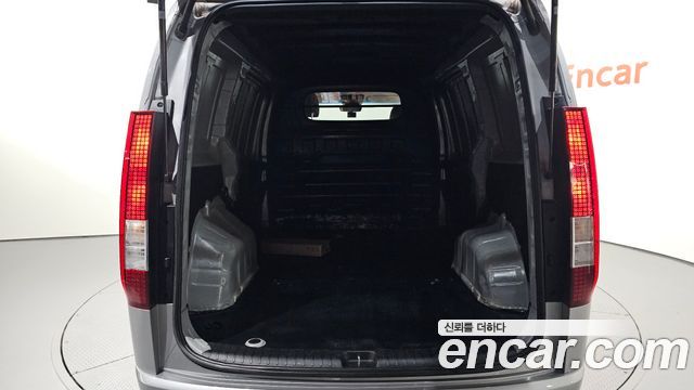 Hyundai Staria Cargo 3-Seater Smart 2023 — фото 20