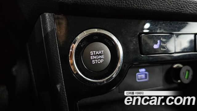 KG Mobility (SsangYong) Beautiful Korando Diesel 1.6 2WD C5 2020 — фото 19