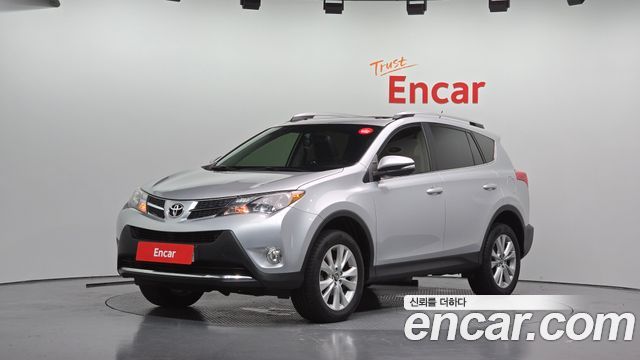 Toyota RAV4 2.5 2WD 4th 2015 — фото 1