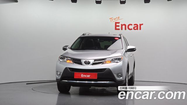 Toyota RAV4 2.5 2WD 4th 2015 — фото 3