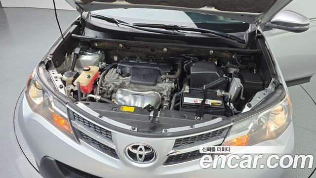 Toyota RAV4 2.5 2WD 4th 2015 — фото 6