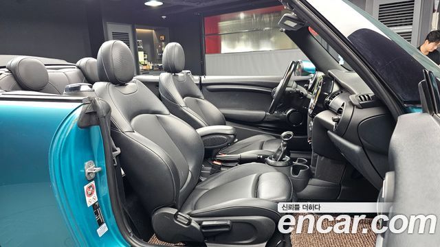 MINI Cooper Convertible Standard 3rd Generation 2016 — фото 12