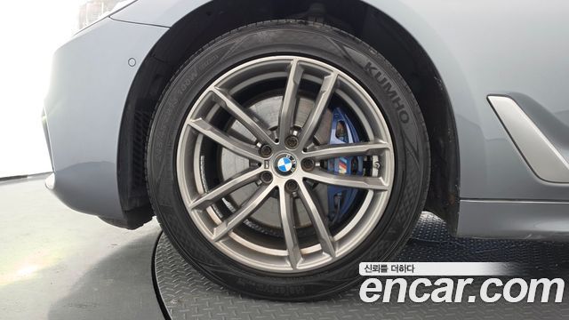 BMW 5 Series (G30) 530i xDrive M Sport Package 2018 — фото 5