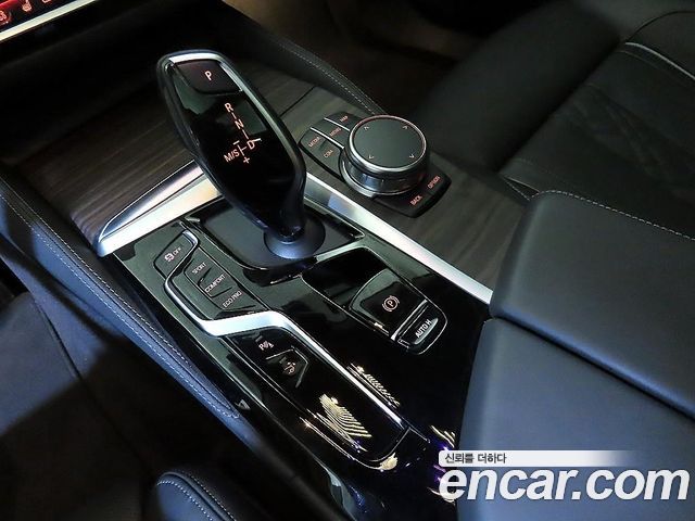 BMW 6 Series GT (G32) 630i xDrive Luxury 2022 — фото 10