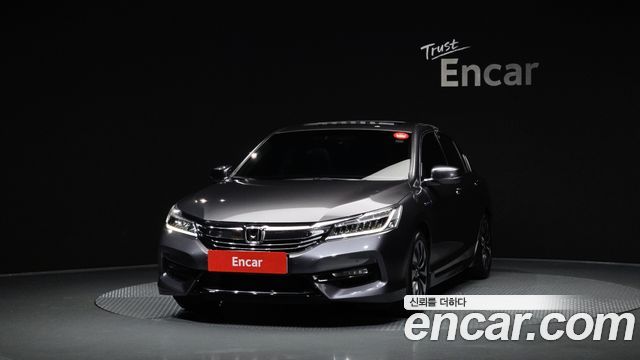 Honda Accord 2.0 Hybrid 9th 2017 — фото 3