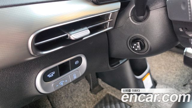 Genesis GV60 Standard 2022 — фото 20