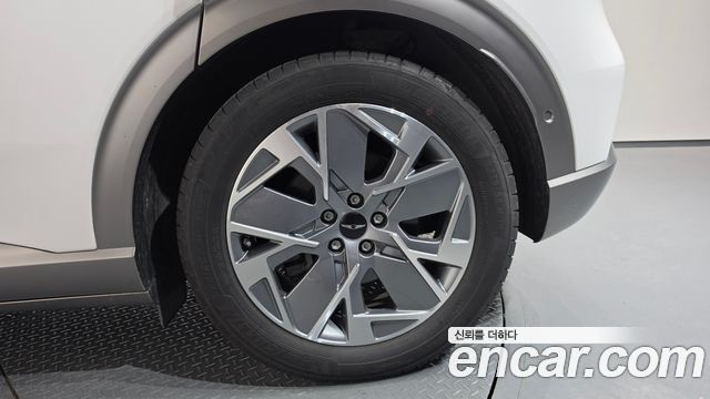 Genesis GV60 Standard 2022 — фото 21