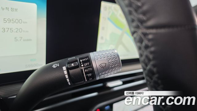 Genesis GV60 Standard 2022 — фото 27