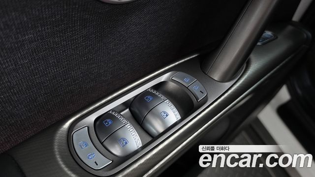 Genesis GV60 Standard 2022 — фото 28