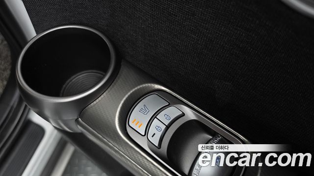 Genesis GV60 Standard 2022 — фото 29