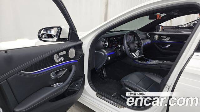 Mercedes-Benz E-Class (W213) E220d 4MATIC AMG Line 2023 — фото 10