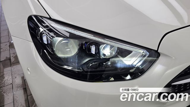 Mercedes-Benz E-Class (W213) E220d 4MATIC AMG Line 2023 — фото 22