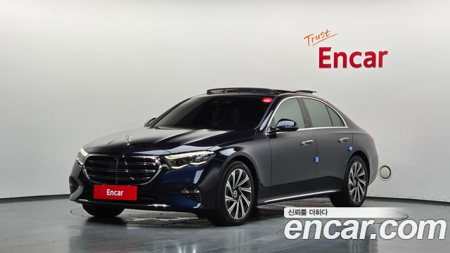 Mercedes-Benz E-Class (W214) E300 4MATIC Exclusive