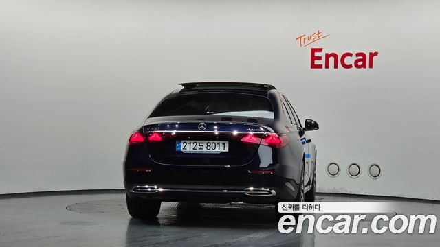 Mercedes-Benz E-Class (W214) E300 4MATIC Exclusive 2024 — фото 4