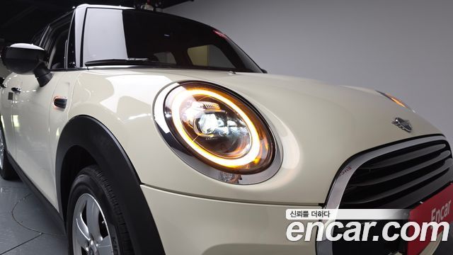 MINI Cooper 5Door Standard 3rd 2021 — фото 22