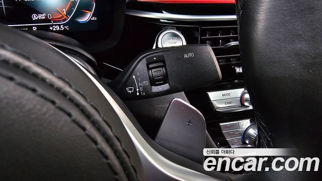 BMW 5 Series (G30) 530i xDrive M Sport Package 2023 — фото 20