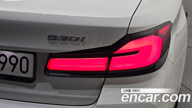 BMW 5 Series (G30) 530i xDrive M Sport Package 2023 — фото 23