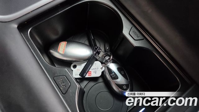 Hyundai Grandeur Hybrid (GN7) Premium 2023 — фото 19