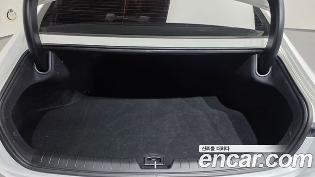 Hyundai Grandeur Hybrid (GN7) Premium 2023 — фото 20
