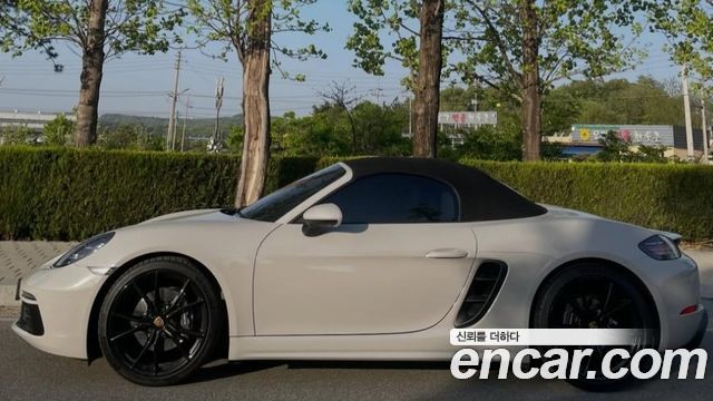 Porsche 718 Boxster 2.0 2019 — фото 2