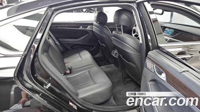 Genesis G80 3.3 GDI AWD Premium Luxury 2018 — фото 12