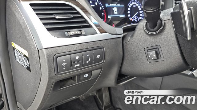 Genesis G80 3.3 GDI AWD Premium Luxury 2018 — фото 16