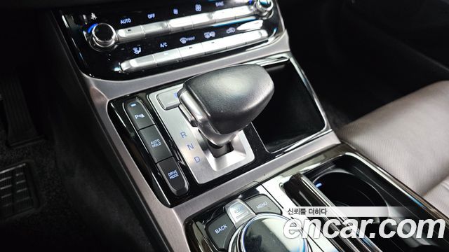 Genesis EQ900 3.8 GDI Luxury 2018 — фото 9
