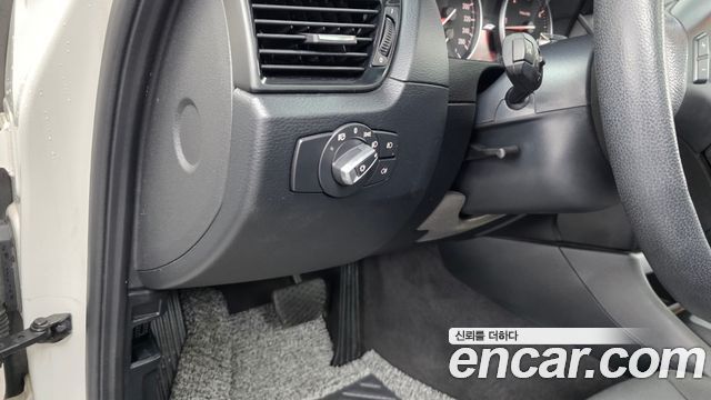 BMW X1 (E84) xDrive 18d 2014 — фото 18