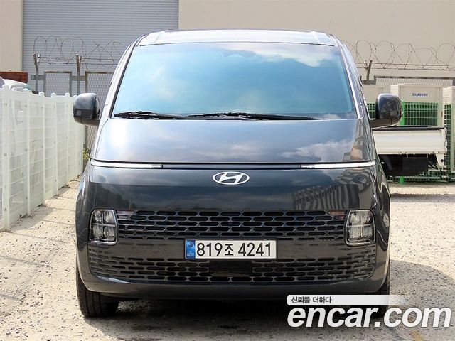Hyundai Staria L3.5 Cargo 5-Seater Modern 2025 — фото 1