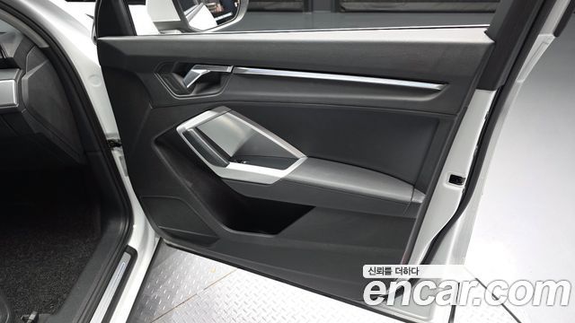 Audi Q3 (F3) 35 TDI 2020 — фото 24