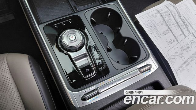 Kia Carnival (IV) Gasoline 9-Seater Noblesse 2025 — фото 9