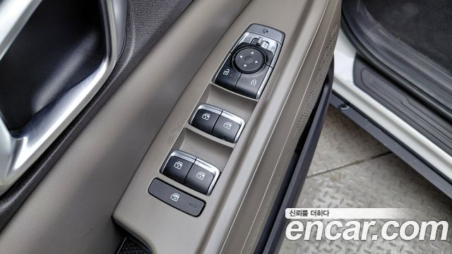 Kia Carnival (IV) Gasoline 9-Seater Noblesse 2025 — фото 15