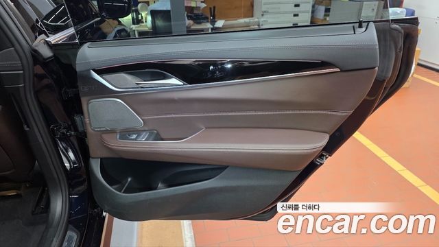 BMW 6 Series GT (G32) 630i xDrive M Sport 2023 — фото 8