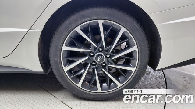 Hyundai Sonata Hybrid (DN8) Premium Plus 2022 — фото 21