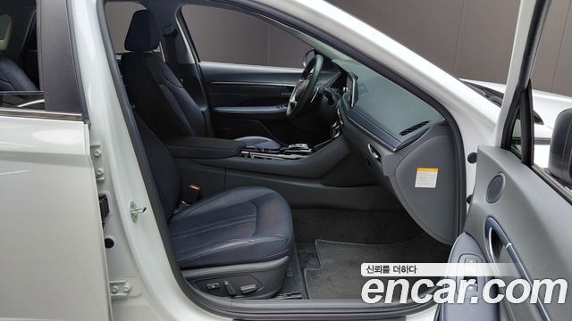 Hyundai Sonata Hybrid (DN8) Premium Plus 2022 — фото 26