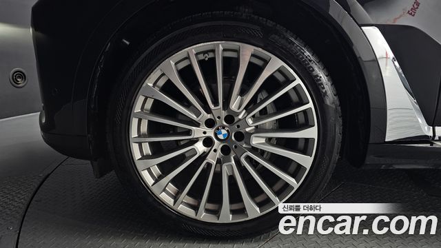 BMW X7 (G07) xDrive 40i Design Pure Excellence 7-Seater 2021 — фото 5