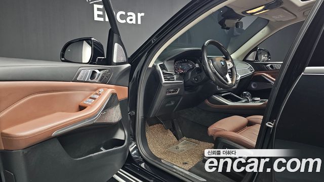 BMW X7 (G07) xDrive 40i Design Pure Excellence 7-Seater 2021 — фото 10