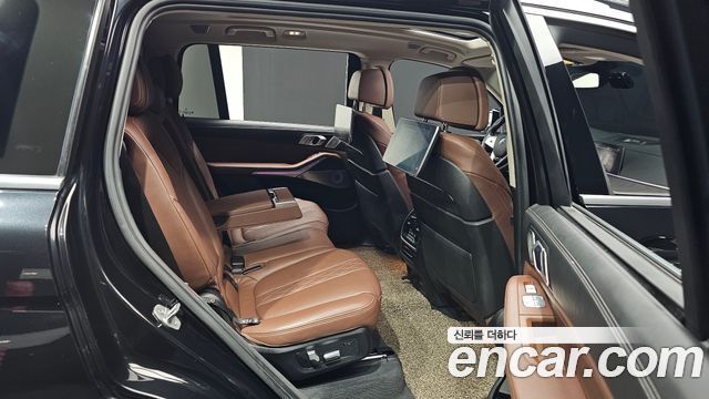 BMW X7 (G07) xDrive 40i Design Pure Excellence 7-Seater 2021 — фото 11