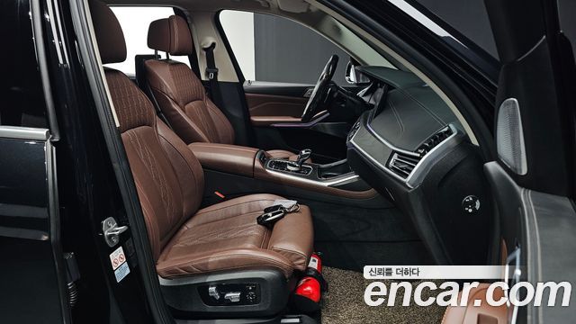 BMW X7 (G07) xDrive 40i Design Pure Excellence 7-Seater 2021 — фото 26