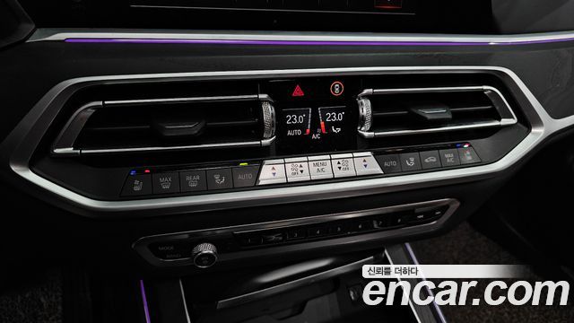 BMW X7 (G07) xDrive 40i Design Pure Excellence 7-Seater 2021 — фото 29