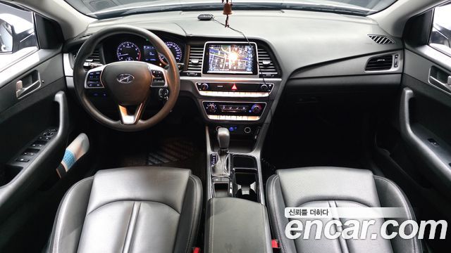 Hyundai Sonata New Rise LPI Taxi Style 2020 — фото 7